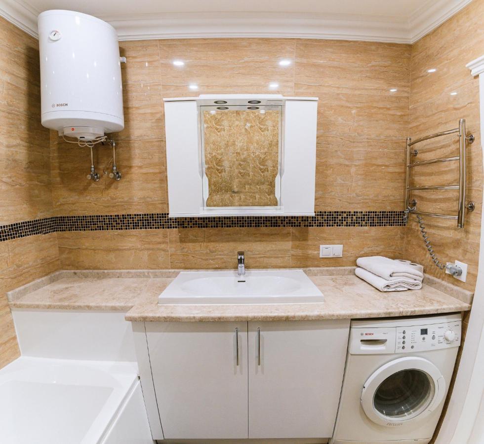 Appartement Luxury For Business & Pleasure Royal 2 à Kiev Extérieur photo