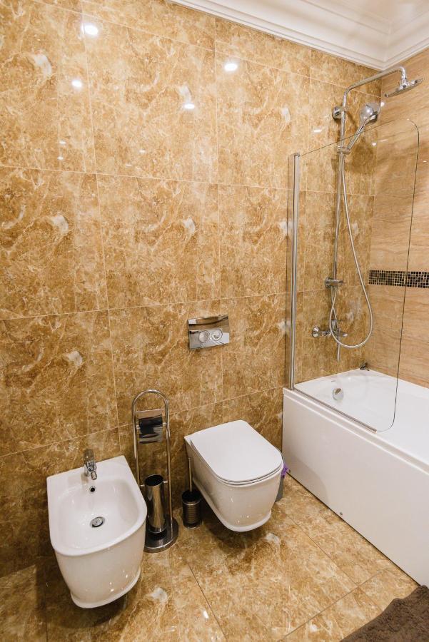 Appartement Luxury For Business & Pleasure Royal 2 à Kiev Extérieur photo