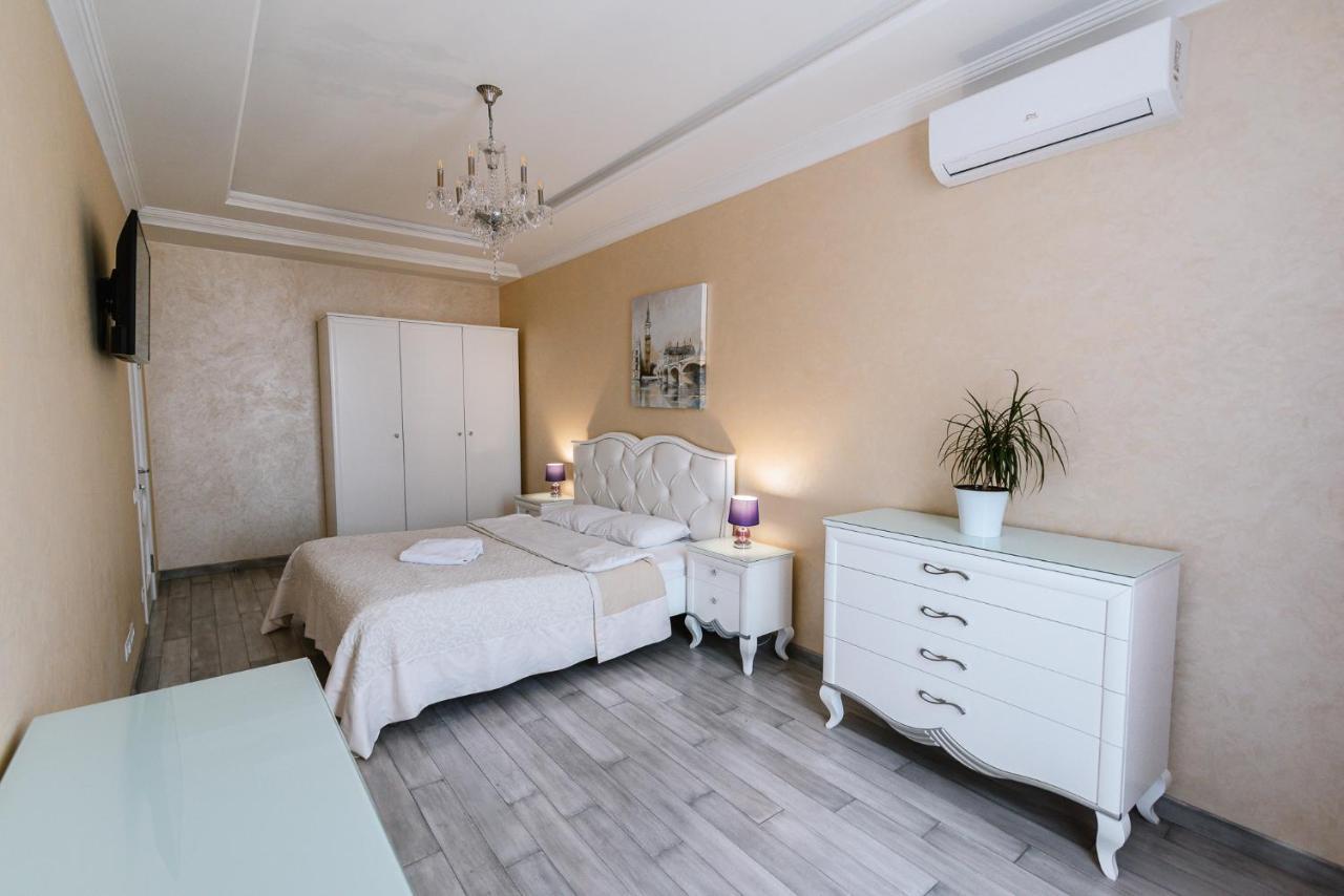 Appartement Luxury For Business & Pleasure Royal 2 à Kiev Extérieur photo